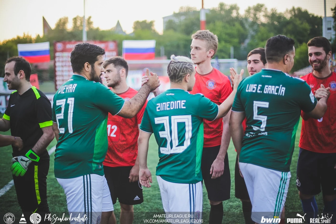 Jugadores al final del partido